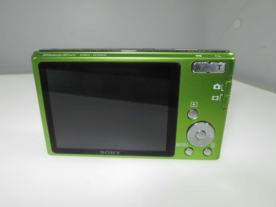 Sony Cyber-shot W320 зелен ултра компактен цифров фотоапарат камера отллично състояние като НОВ с оригинално зарядно, батерия, карта памет и кутия