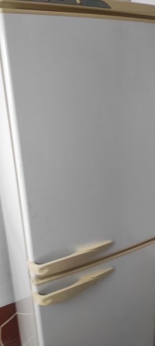 Продам б/у холодильник