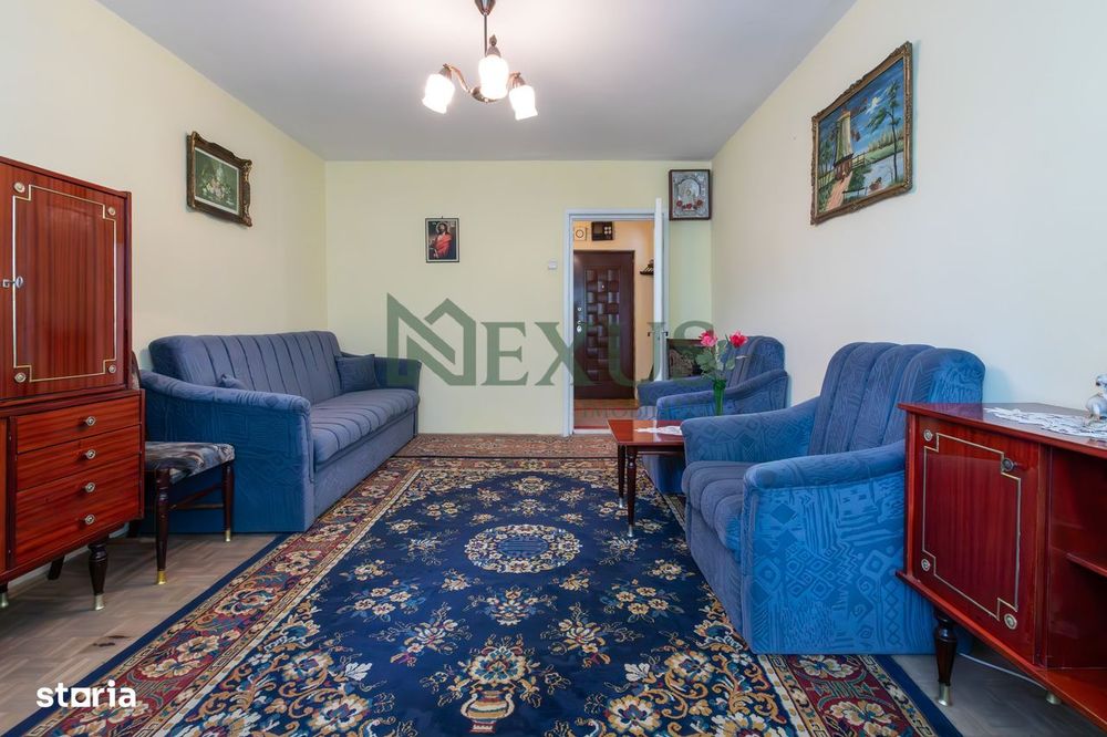 Apartament 2 camere decomandat, Etaj 3, Zona Narcisa