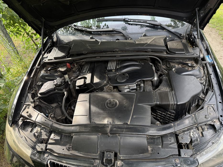 Bmw E90 2005 320i
