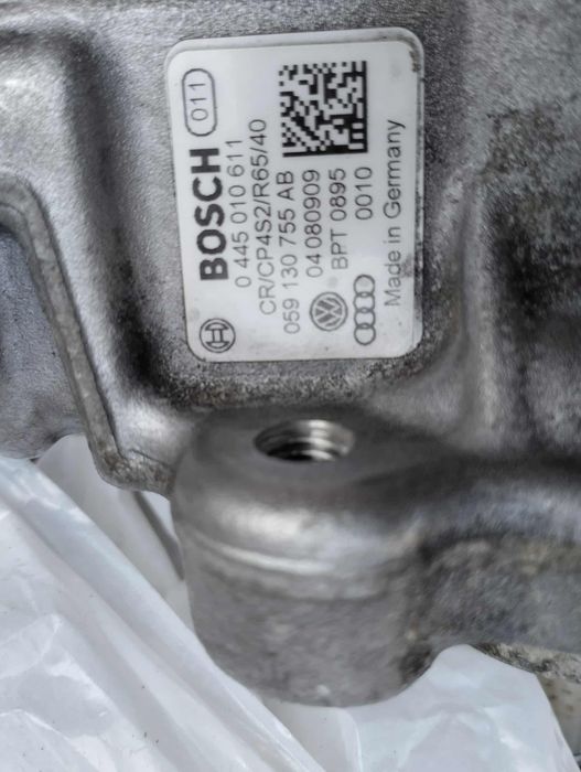 Продавам за vw audi 3.0  239 к.с ГНП помпа високо налягане