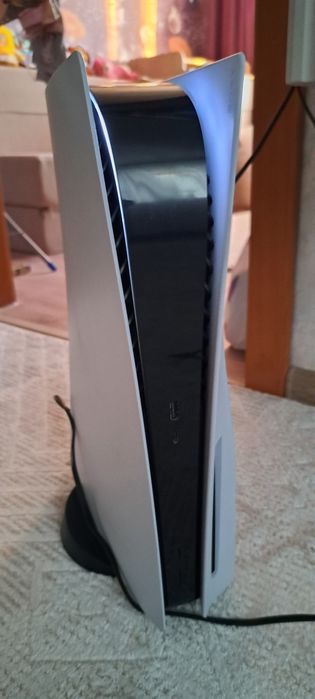 Продам PlayStation 5 fat с дисководом