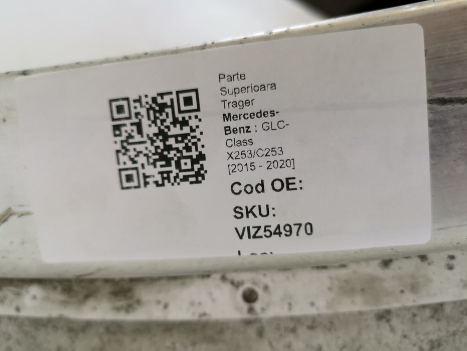 Горна част на теглич Мерцедес-Бенц / Mercedes-Benz GLC-Class X253/C253