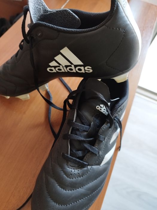 Футболни обувки !