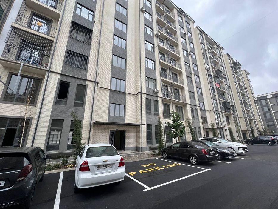 Срочно продаётся квартира махтумкули ЖК new life