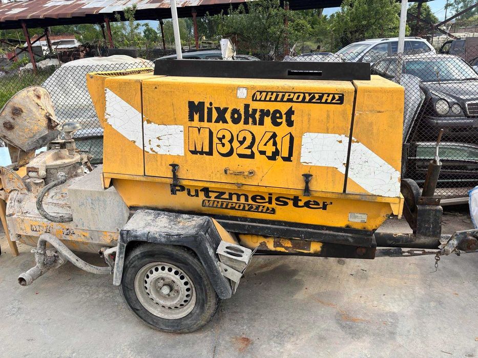 Машина за подова замазка Putzmeister