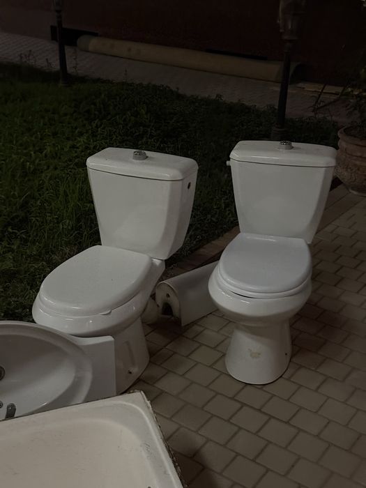 Unitaz Tualet rakvina vanna