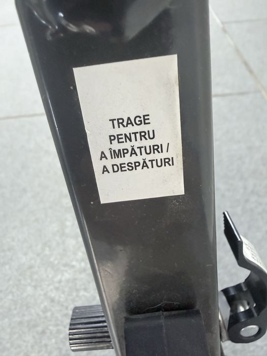 Vand doua trotiente stare buna