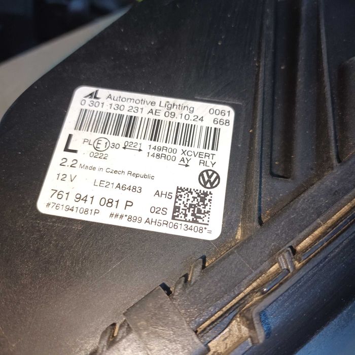 far stanga fata vw touareg trei 761-94108p