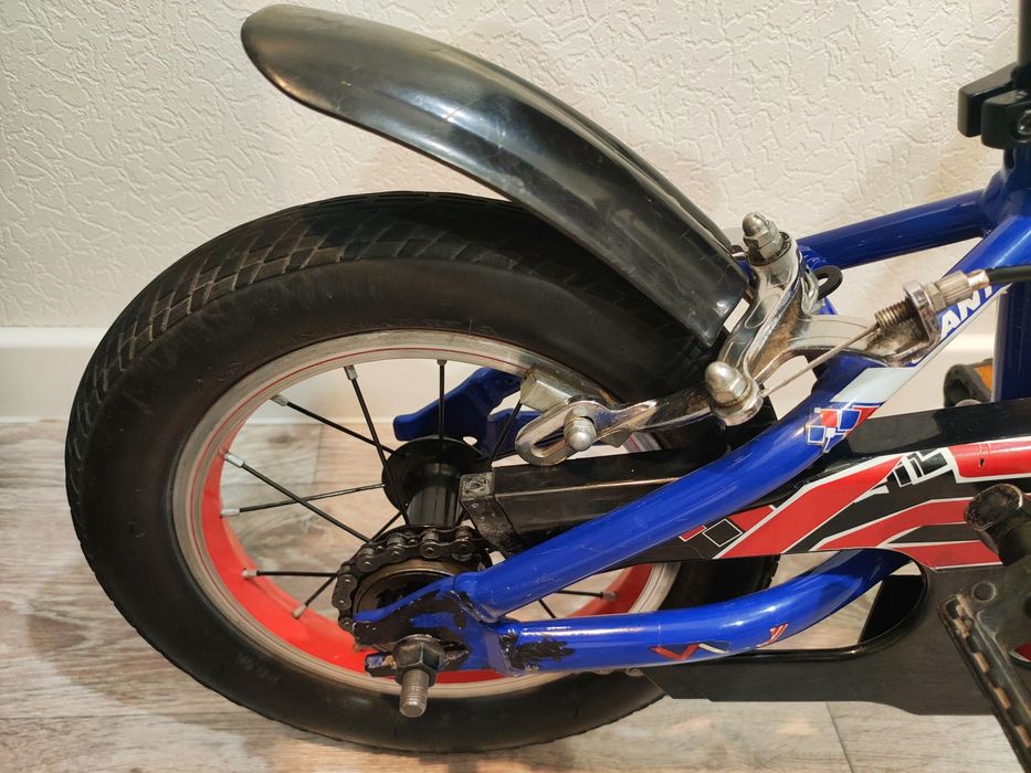 Велосипед GIANT ANIMATOR 12 детский 3-5 лет