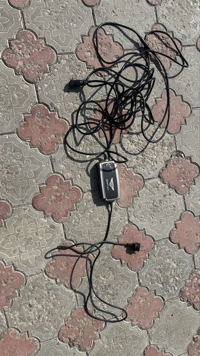 BENTLEY зарядное станция