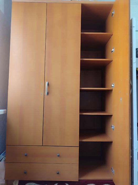 Шкаф сатылады 40.000