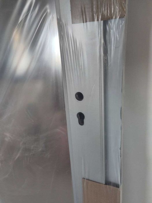 нови алуминиеви огледални врати за баня