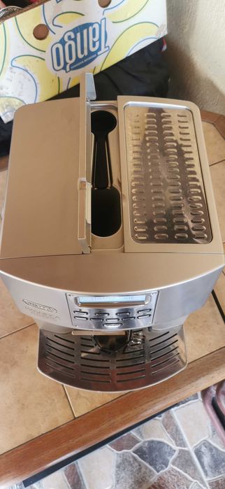 Expresor/Espressor/Aparat cafea Delonghi Magnifica Automatic