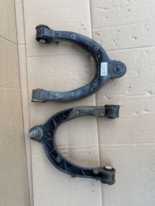 Носач Tesla Model 3 / Y