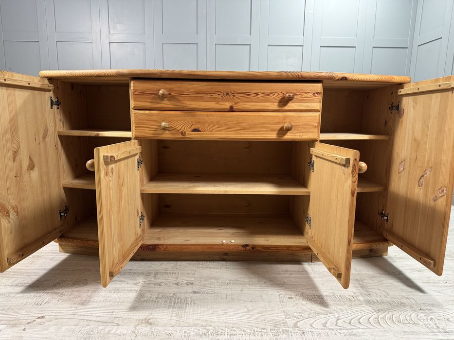 Бюфет 4 врати, 2 чекмеджета Д1048