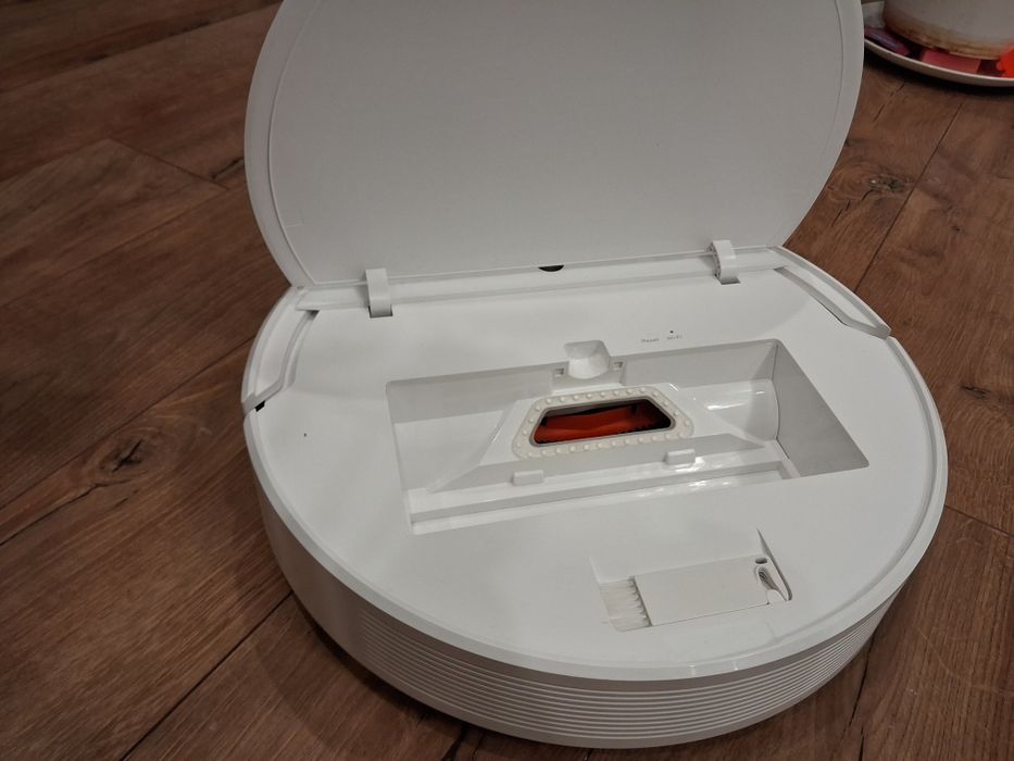 Робот-пылесос Dreame Robot Vacuum-Mop F9