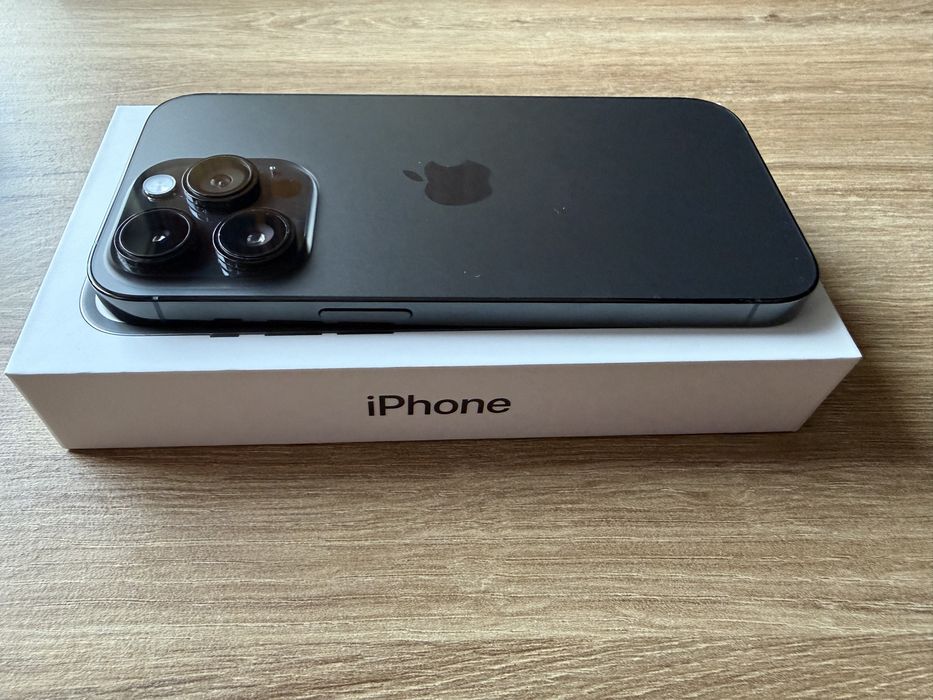 iPhone 14 Pro +  Apple аксесоари