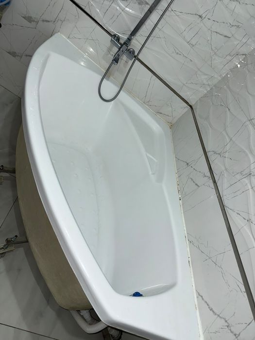 Ванна,туалет, сместитель