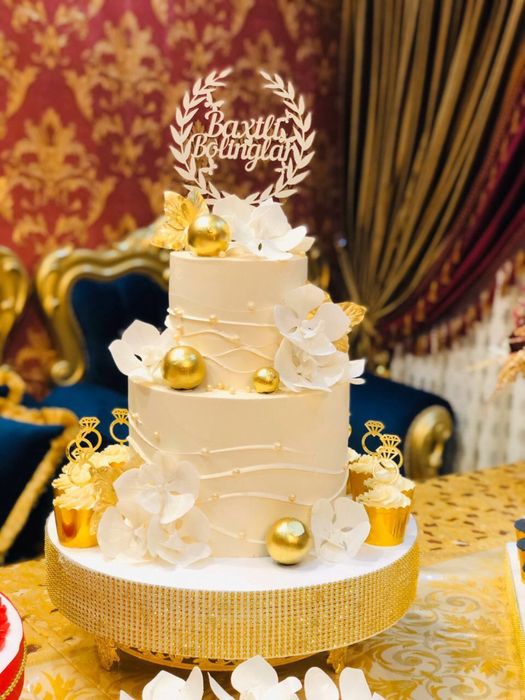 To’rt na zakaz.Xar kuni  bor. 50 mingdan boshlanadi tortlarimiz