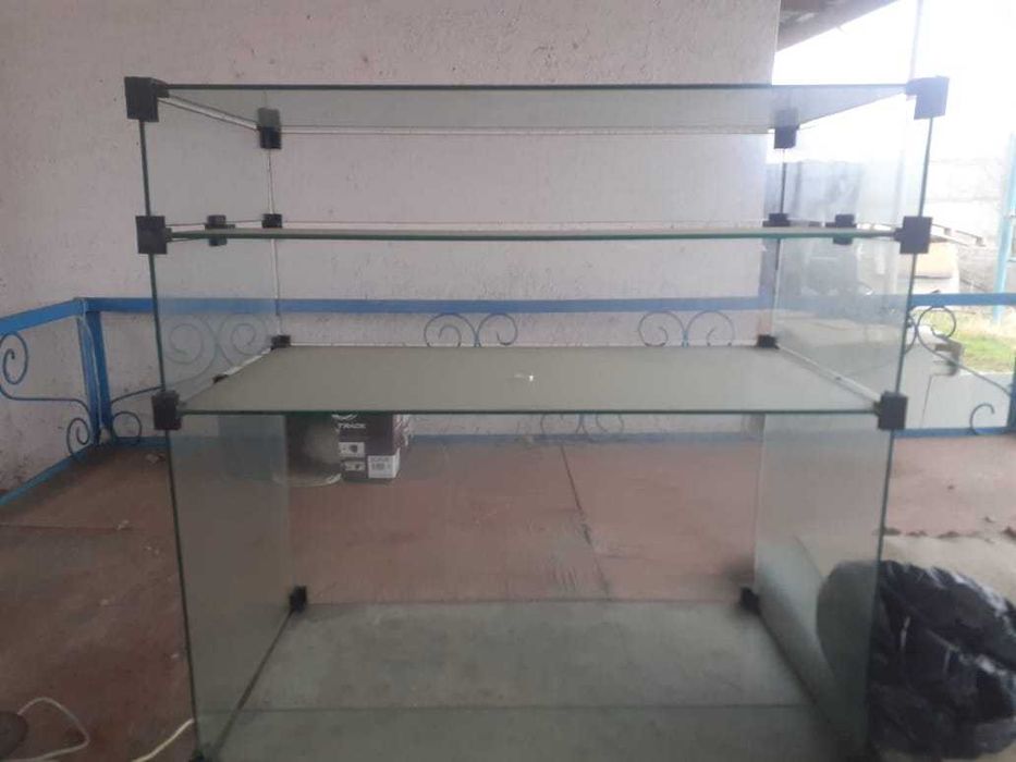 Продаются 2 полки