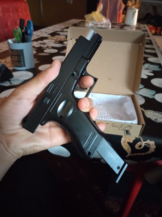 Pistolet C7 Temir qoplamali