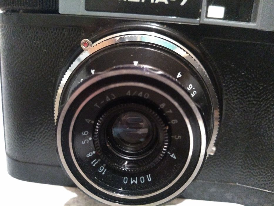 Ретро фотоапарат  ,,Смена " 7  със светкавица .