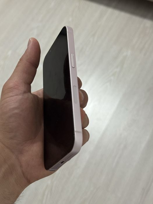 iPhone 13 128 gb розовый