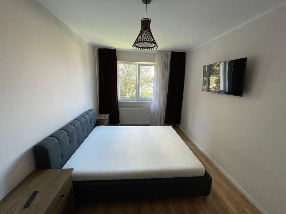 Închiriez ap 2 camere, str Abatorului, preț 430 eur