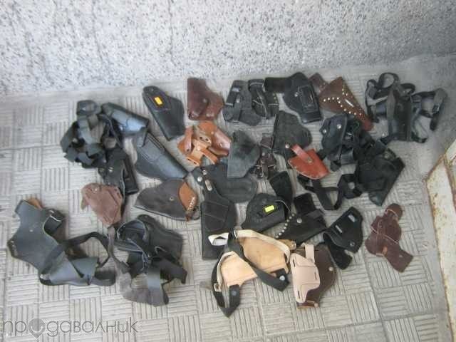 Лот от кобури - 65 бр.