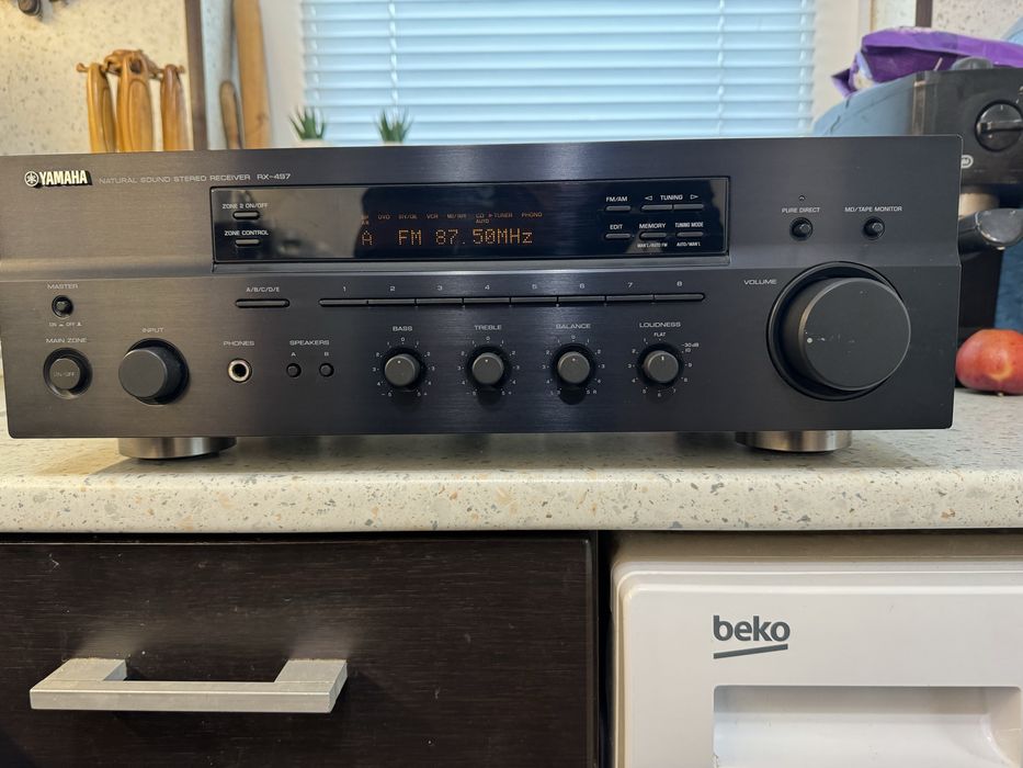Yamaha RX-497 стерео