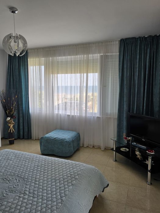 Garsoniera cu vedere la mare