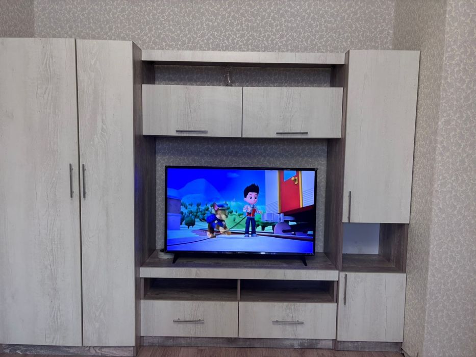 Стенка в гостиной