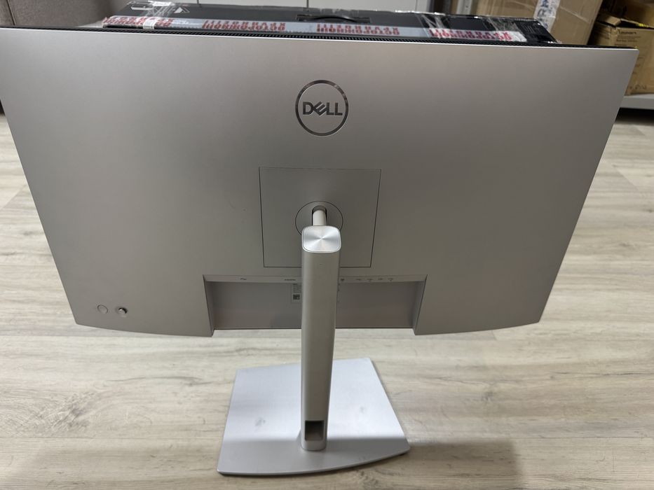 Монитор Dell UltraSharp U2722D (2K, 27")