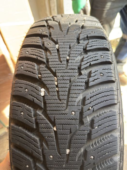 Продам шины 215/65 R16