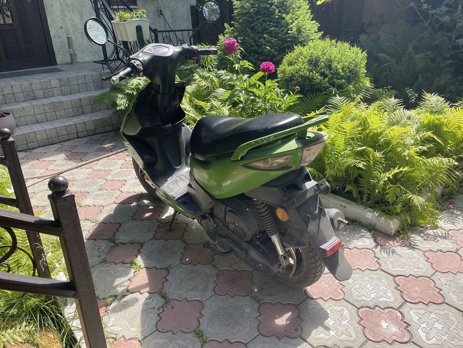 Продам скутер мопед ямаха