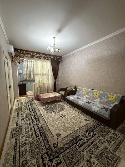 Продаётся двухкомнатная квартира Юнусабад 4