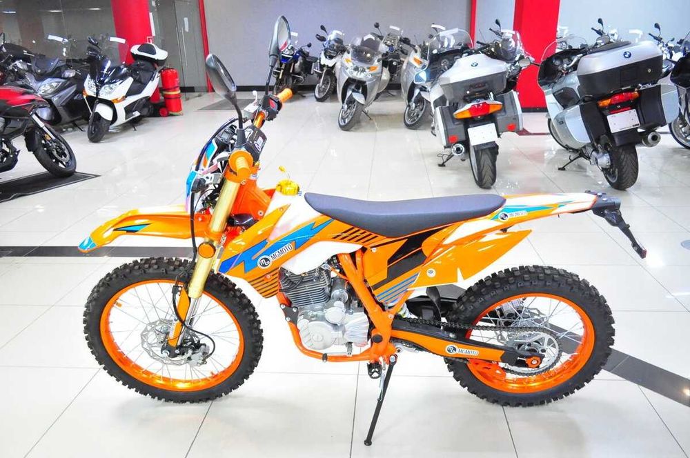 Мотоцикл MGMoto DB250-1