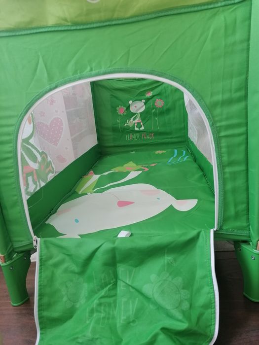 Детска сгъваема кошара -зелена Chipolino на 2 нива