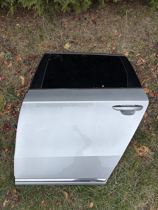 Врати VOLKSWAGEN Passat B7 Фолксваген Пасат Б7