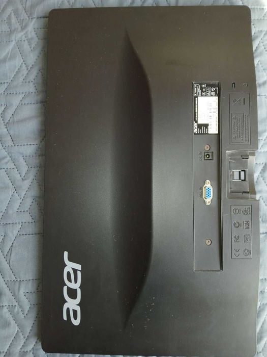 Продавам монитор ACER G206HQL
