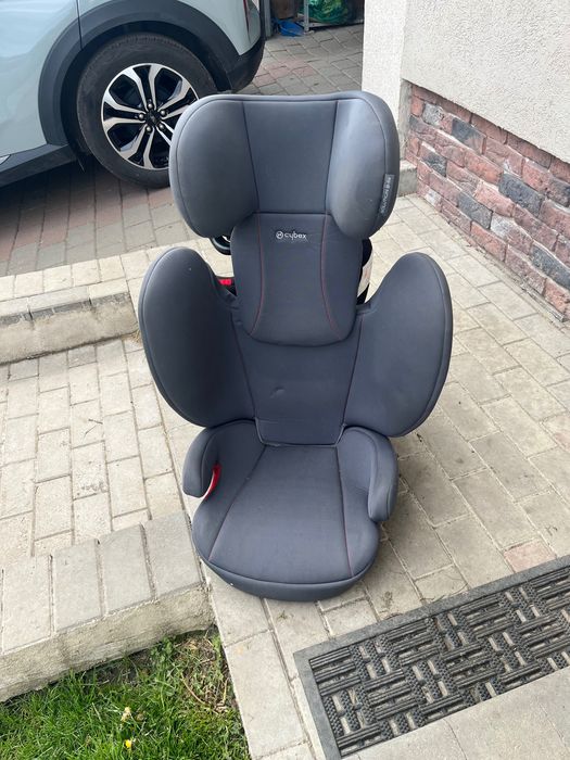 Vand 2 scaune auto pentru copii