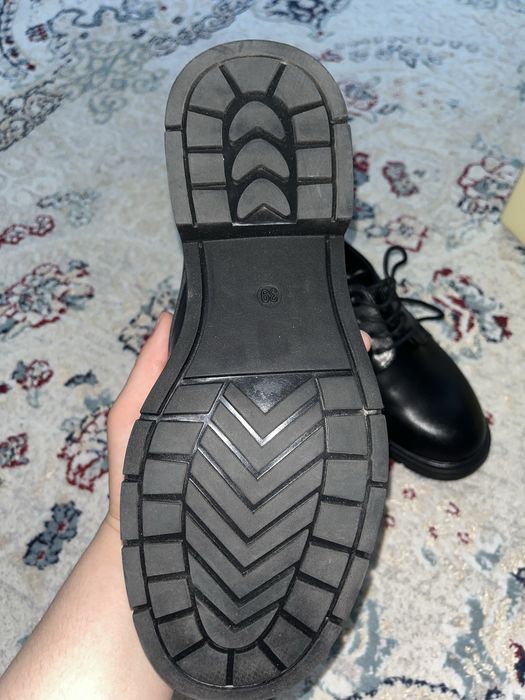 Черные женские туфли