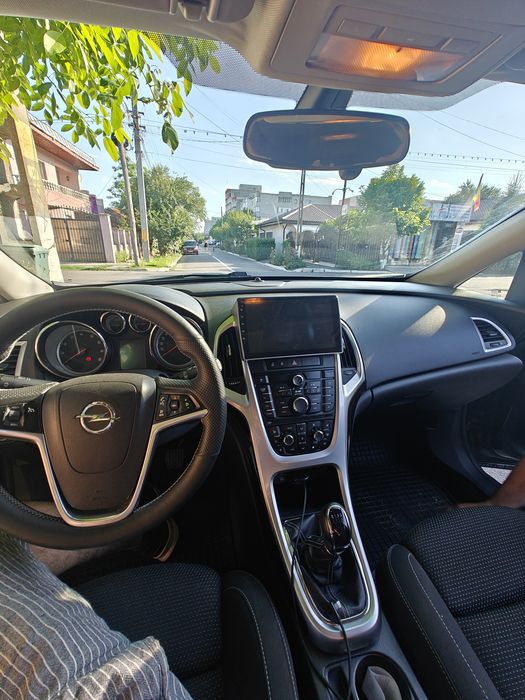 Opel Astra J 1.4 Turbo GPL