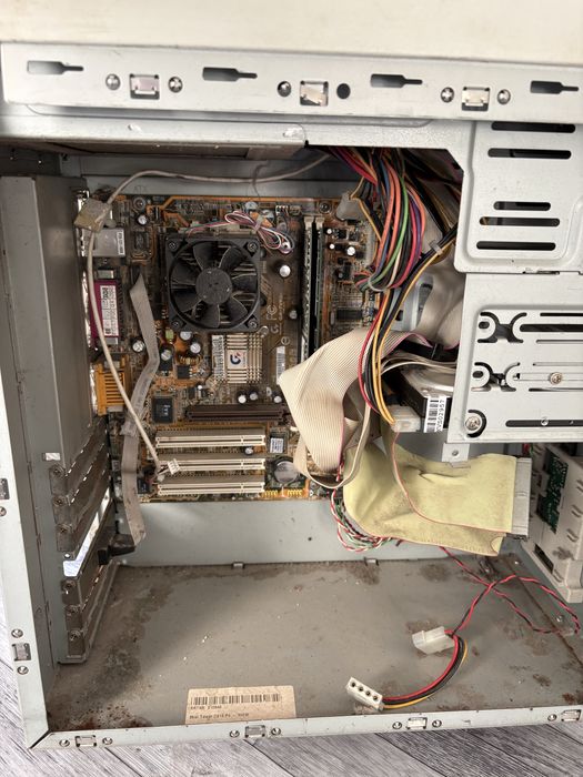 Стари компютри работещи