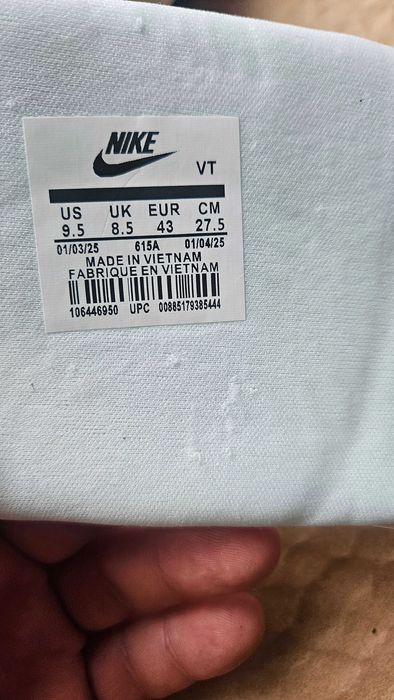 Slapi Nike Offcourt