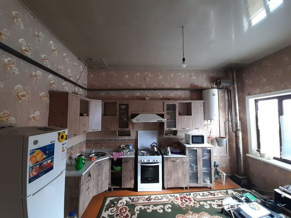 Тез арада жай сатылады  бахасы келисимли