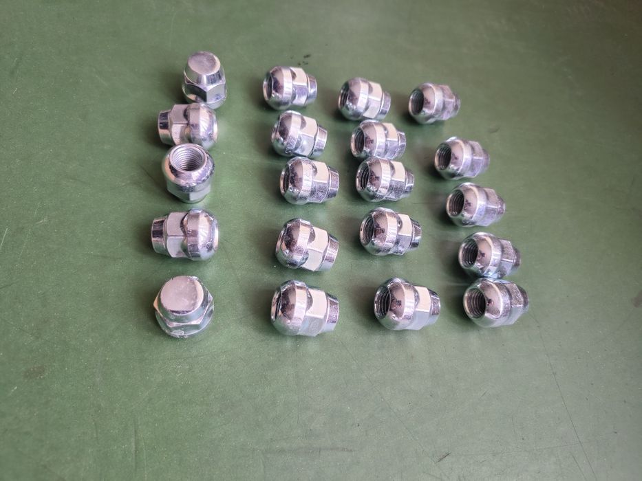 Prezoane Piulite Honda M12 x 1,5 pt jante Originale cu Raza (R12)