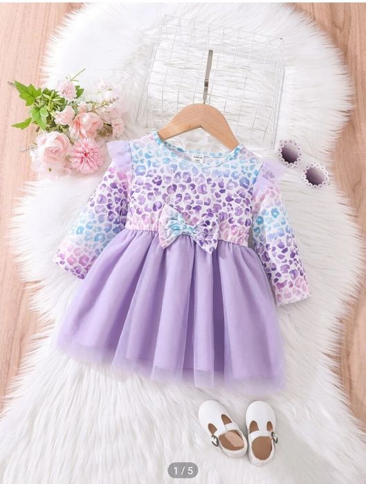 Нови дрехи за момиче