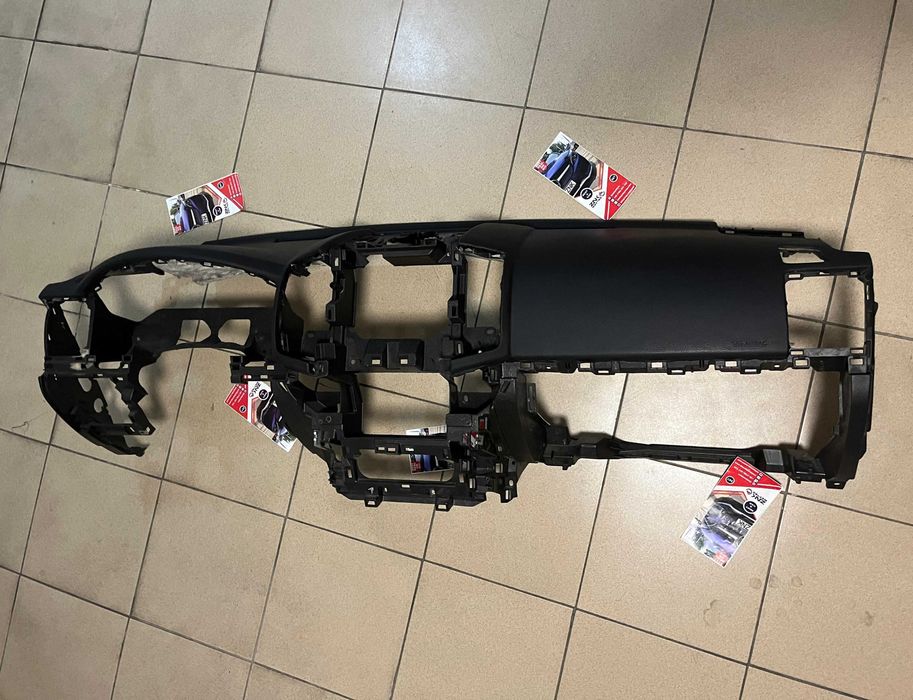 Toyota Land Cruiser V8 J200 - plansa de bord - kit airbag - centuri